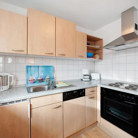 Konukevi Deutscher Hof 3*